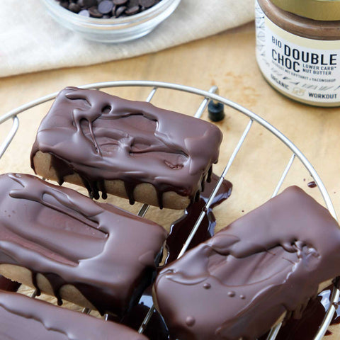Creamy Vegan Organic Cashew Butter with a fine vanilla aroma